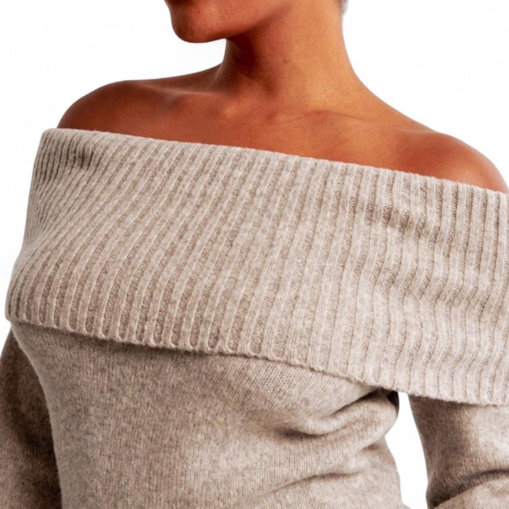 H&M Off-Shoulder Sweater